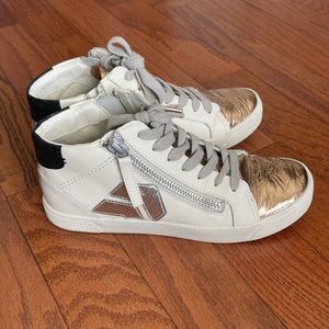 Dolce Vita mid top sneaker